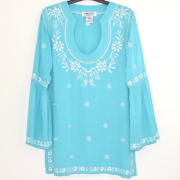 😎 Snappy Turtle Tunic S Embroidered Horseshoe Neckline Bell Sleeve Blue Blouse - Picture 1 of 7